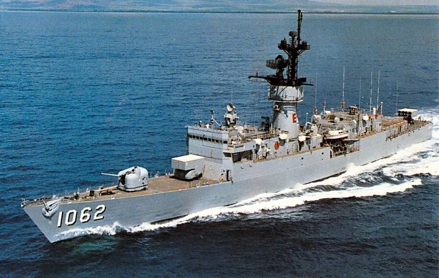 阿利·伯克的私心:一机坑了美国三代驱护舰