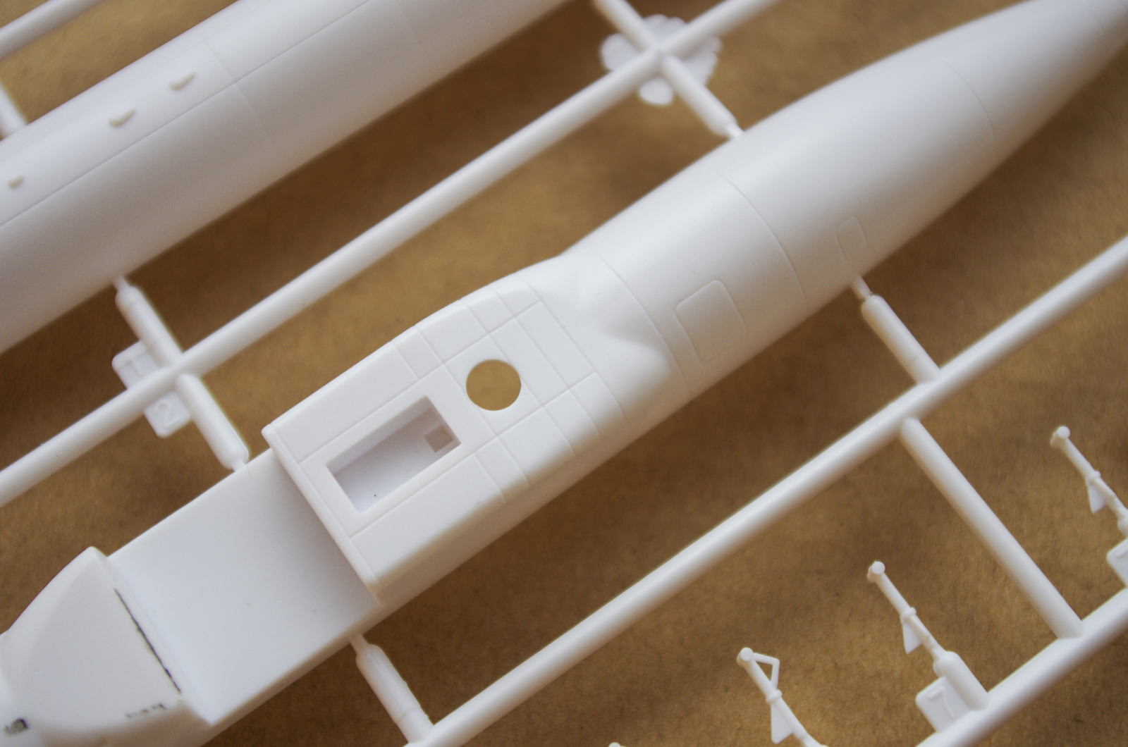 【板件评测】正德福 奇嘉 空中客车 A340-300 中国东方航空 AIRBUS Kitech 08M-341 1/300 拼装客机模型