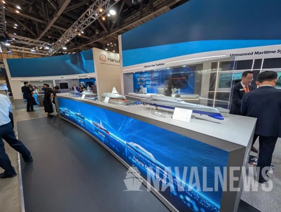 韩国未来驱逐舰展示 双层甲板回归?