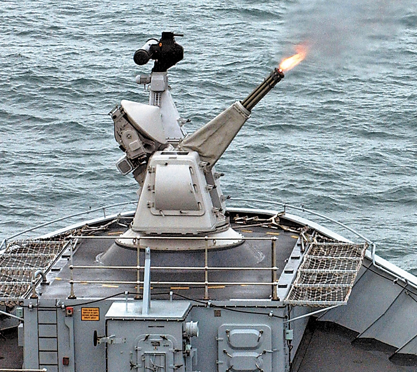 中国近防炮补弹方式 未必超越美军“密集阵”