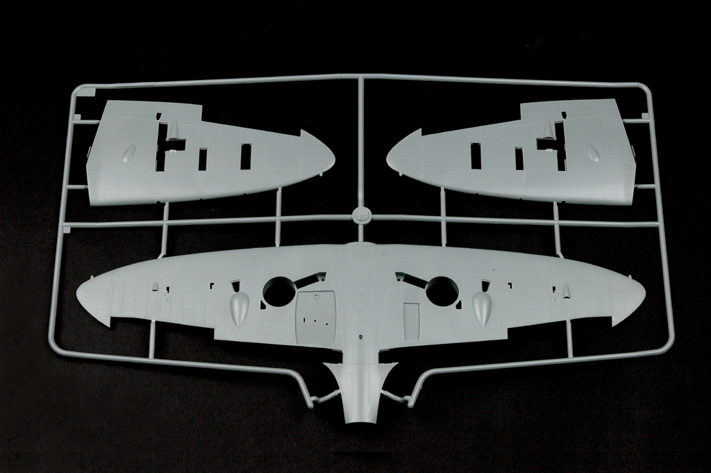 英国“喷火“MK.Vb型战斗机83205
