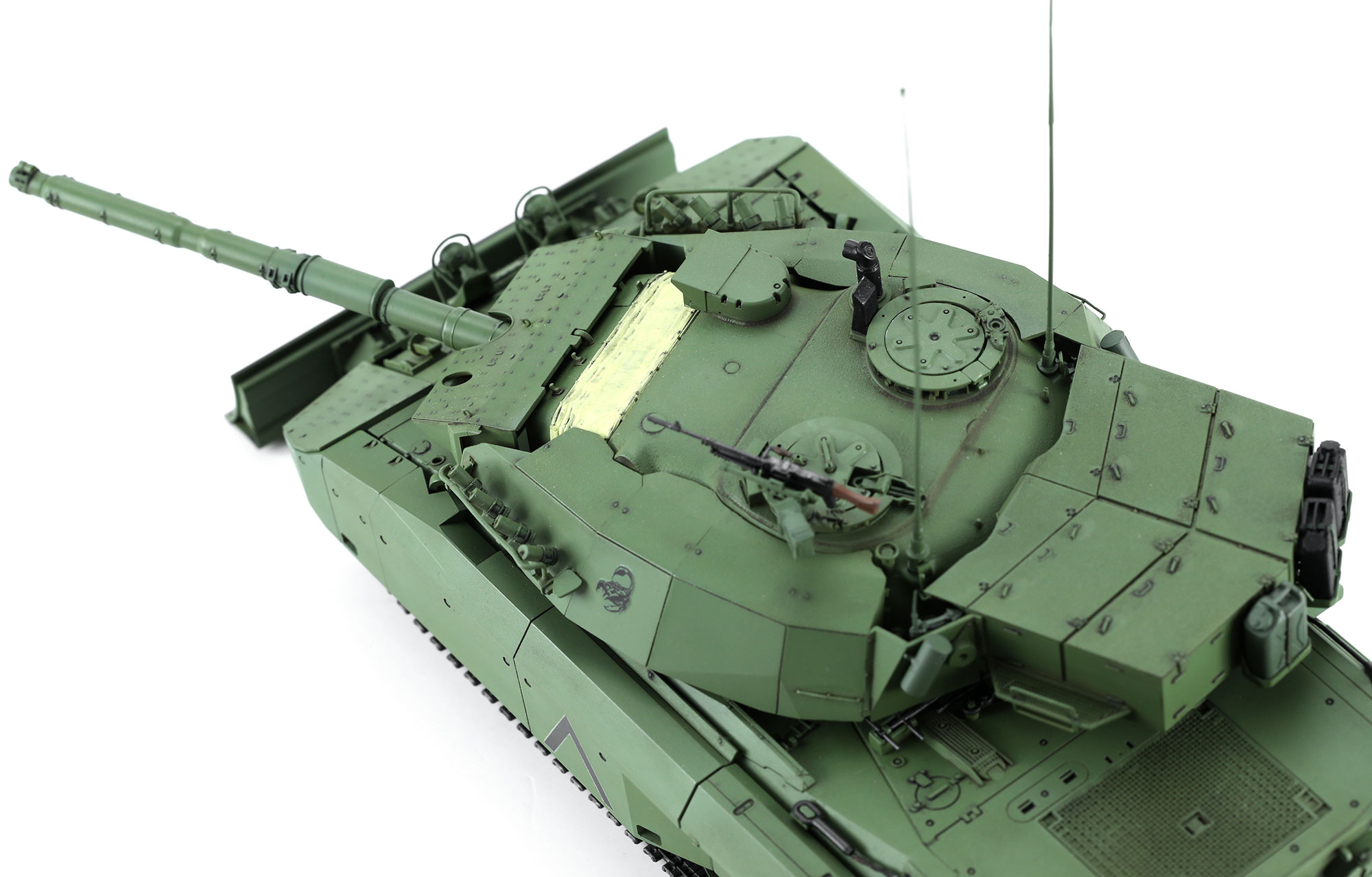 加拿大主战坦克“豹”C2“马克萨斯”及推土铲