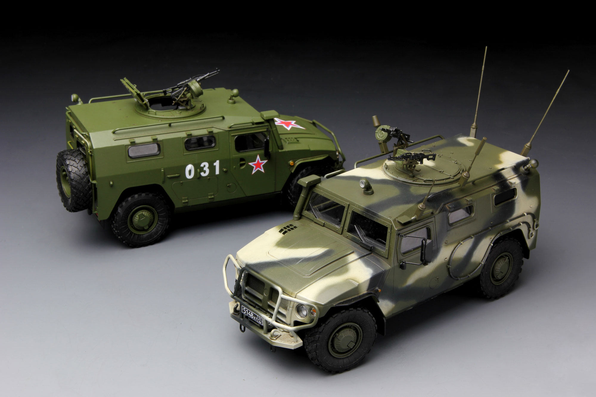 俄罗斯 GAZ-233014 STS “虎”式高机动装甲车