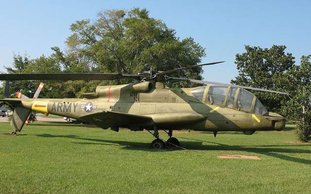 炮手跟着机炮一起转 美军奇葩又科幻的武直