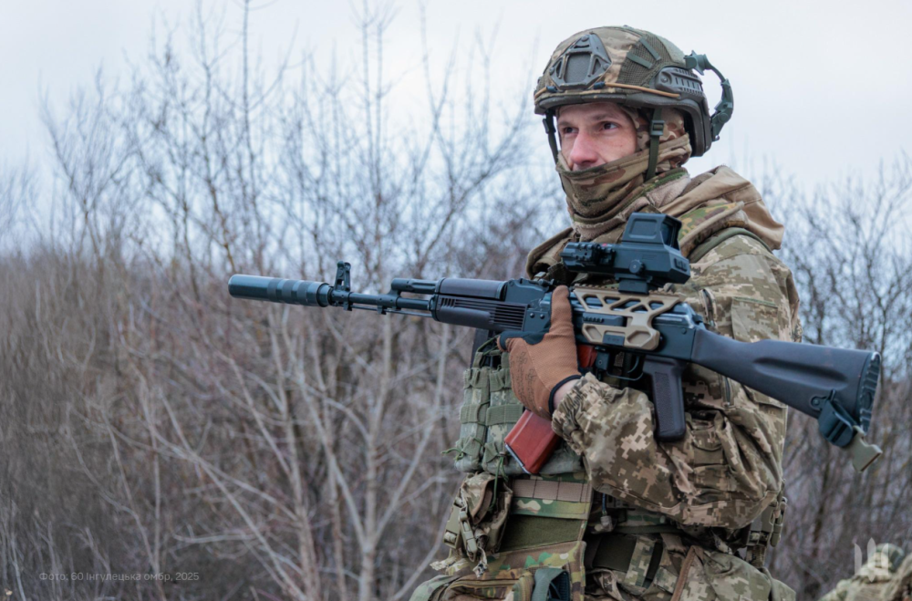 中国步枪安装消音器 对普通士兵有什么用？