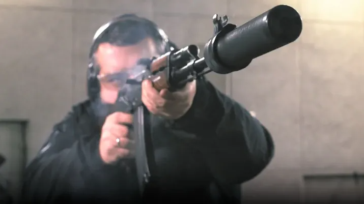 中国步枪安装消音器 对普通士兵有什么用？