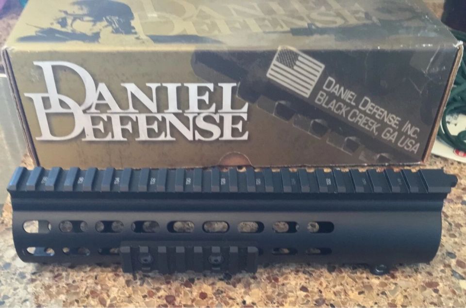 美军海豹与三角洲所用的HK416不同点