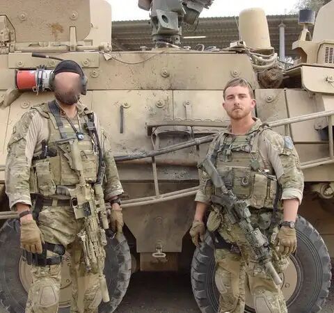 美军海豹与三角洲所用的HK416不同点