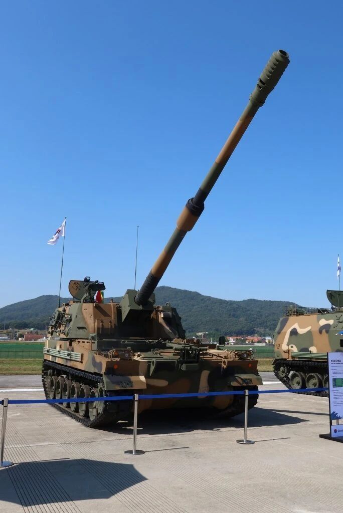 订单满满!盘点韩国K9自行火炮的演进过程