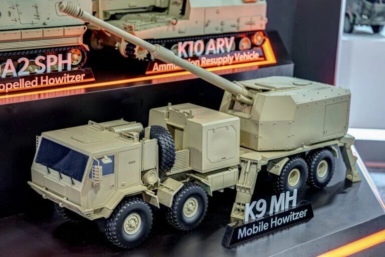 订单满满!盘点韩国K9自行火炮的演进过程