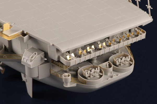 编号：05634 1/350 世界战舰系列 美国海军 "中途岛"号 航空母舰 CV-41