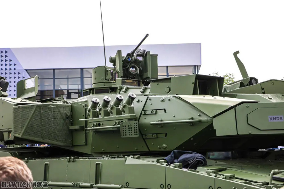 德国全新豹2A8主战坦克 可防无人机攻击