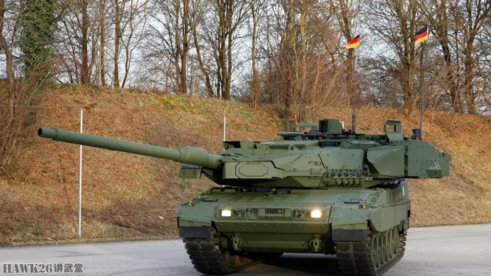 德国全新豹2A8主战坦克 可防无人机攻击