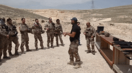 刚淘汰HK416，美国海豹六队又要换新枪？