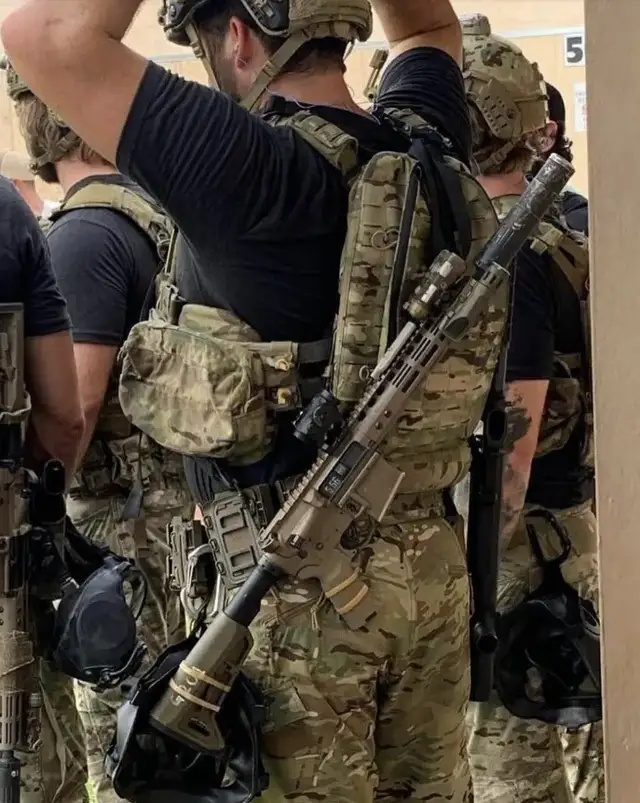 刚淘汰HK416，美国海豹六队又要换新枪？